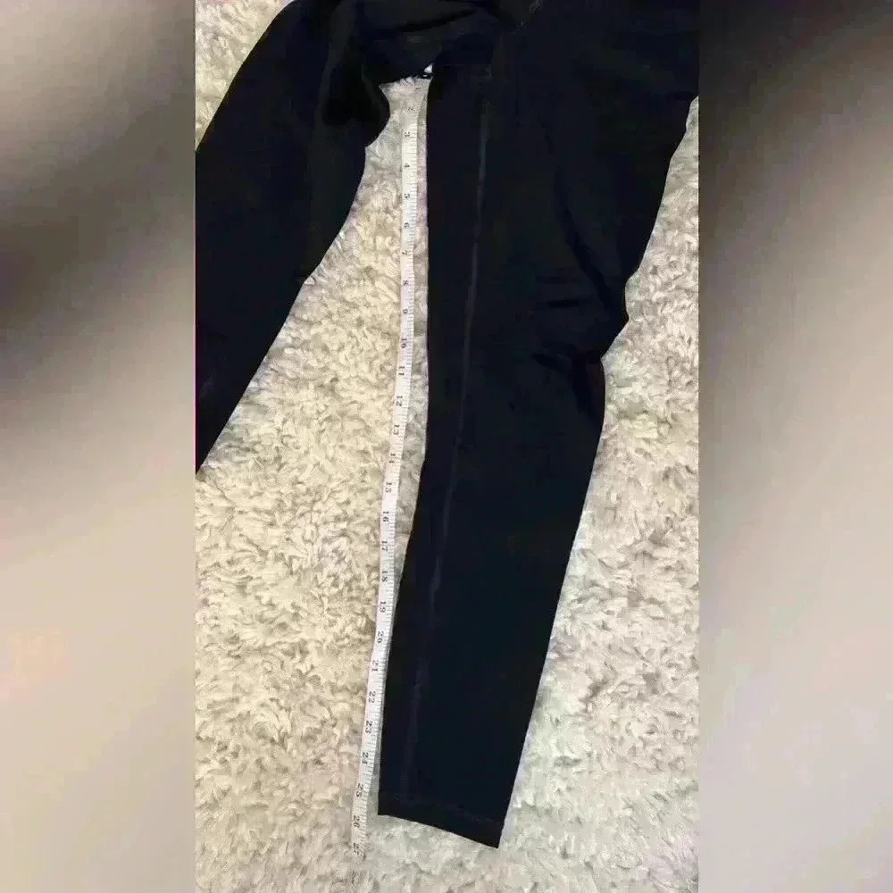 Everlane Renew Leggings Black - Picture 5 of 8
